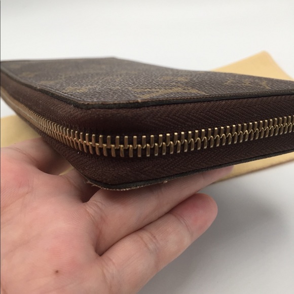 Authentic Louis Vuitton Monogram Zippy  wa… - Picture 11 of 16